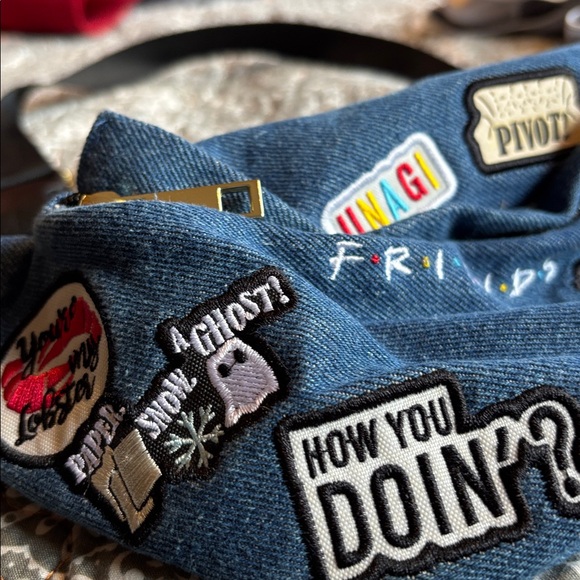 Trendy Blue ‘Friends TV Show’ Crossbody Bag with Patches - Picture 6 of 8